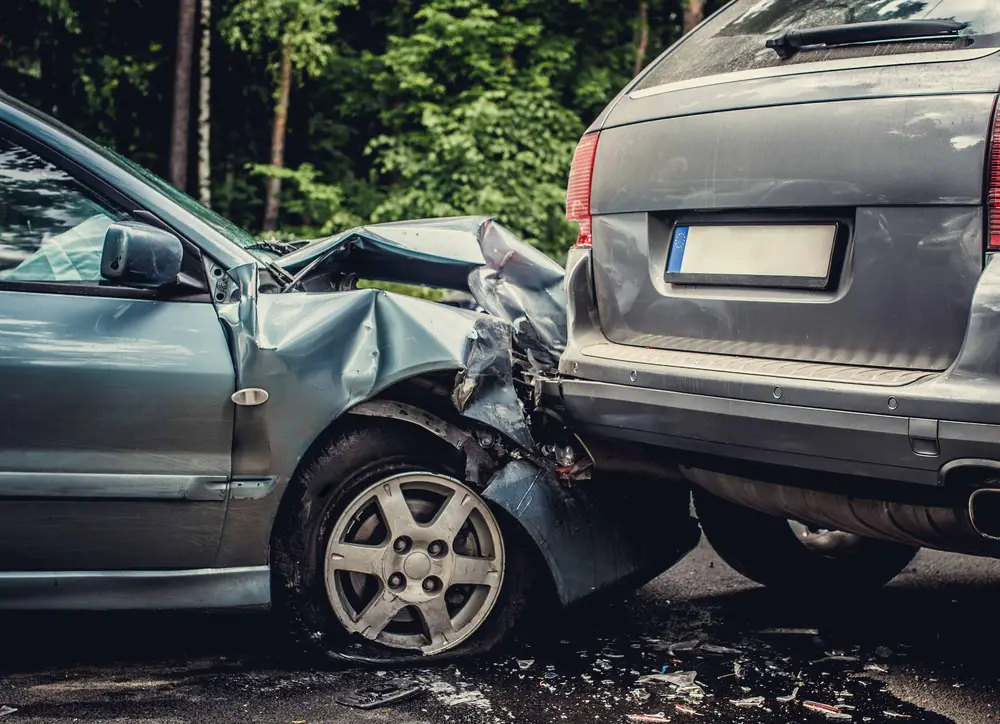 Negotiating Strategies for Optimal Car Accident Settlements: A Lawyer’s Perspective