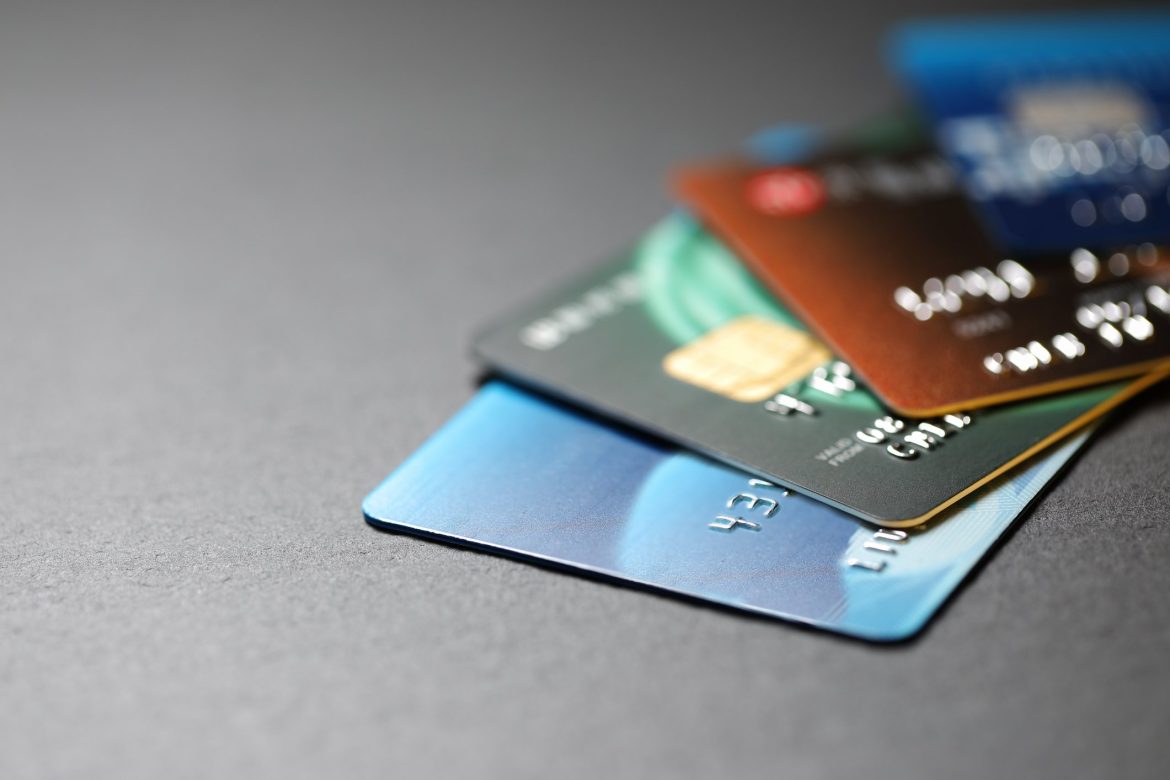 5 Easy Ways to Acquire a Credit Card Right Away Without Any Income