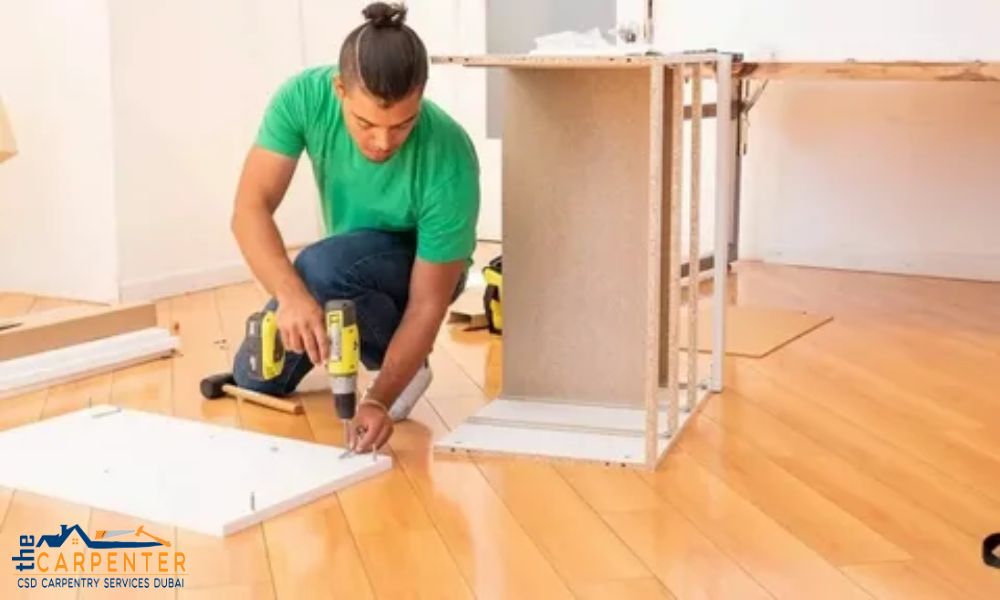 What to Look for When Hiring a Carpenter Around Me